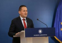 Πέτσας: Για ποιους λόγους επιτρέπονται οι μετακινήσεις σε άλλη περιφέρεια – Τι θα γίνει με την εστίαση