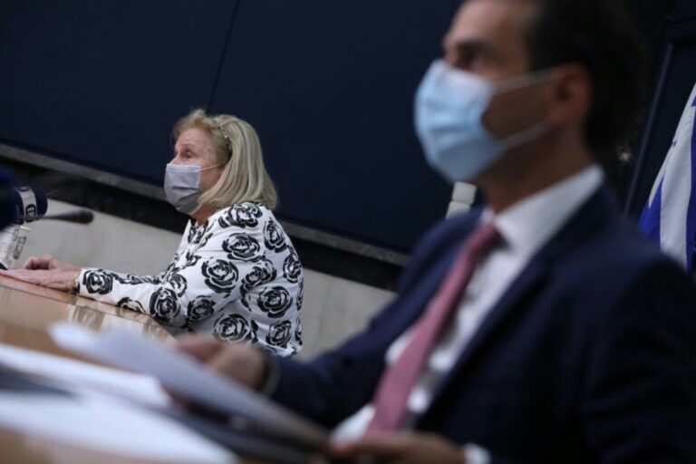 Εμβόλιο: Έκτακτη ενημέρωση για την 4η δόση από Θεοδωρίδου – Θεμιστοκλέους