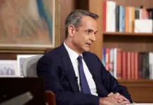 Αυστηρό μήνυμα Μητσοτάκη σε Σκόπια: Να σεβαστεί τη Συμφωνία των Πρεσπών