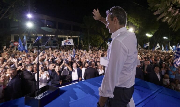 Μητσοτάκης στη Ρηγίλλης: Να χαρίσουμε στη ΝΔ τρεις συνεχόμενες κυβερνητικές θητείες