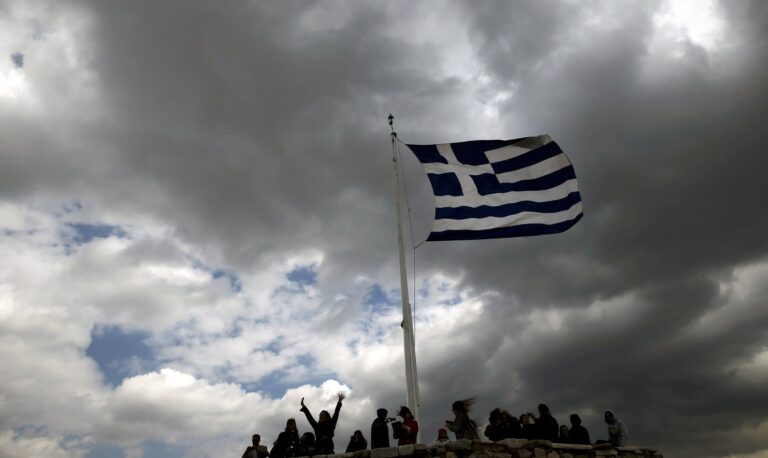 Η Ελλάδα υποχώρησε κατά τρεις θέσεις στη διεθνή κατάταξη ανταγωνιστικότητας του IMD