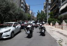 Δολοφονία στο Χαλάνδρι: 28χρονος σκότωσε τη σύντροφό του με μαχαίρι μπροστά σε είσοδο πολυκατοικίας