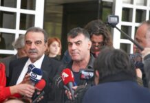 Δεν κατεβάζει το δημοσίευμα ο Βαξεβάνης παρά τη δικαίωση Gutenberg – «Ας τους στείλει ο Τσίπρας να με συλλάβουν»