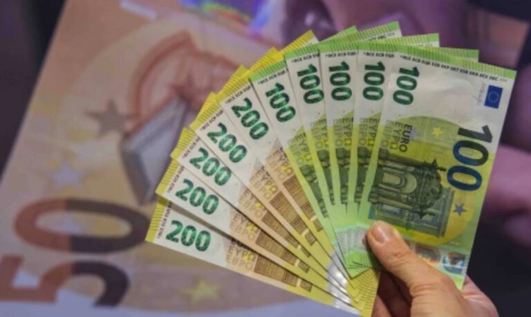 Το Δημόσιο σχεδιάζει αυξημένο δανεισμό και πρόωρη εξόφληση των μνημονιακών δανείων το 2026