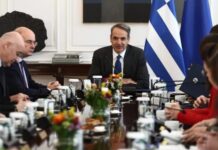 Κυριάκος Μητσοτάκης: Επίθεση στον Αντώνη Σαμαρά – Ας μην ταράζονται κάποιοι επαγγελματίες ανησυχούντες