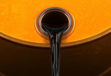 Την ανηφόρα πήραν ξανά οι τιμές του πετρελαίου – Στα 100 περίπου δολάρια το βαρέλι