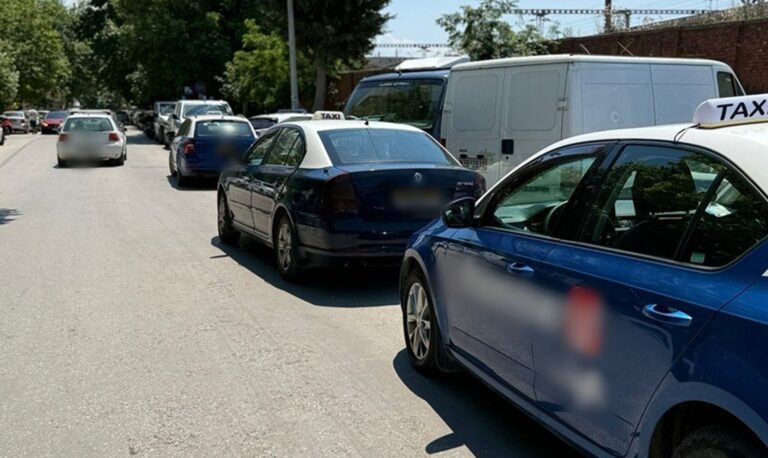 Θεσσαλονίκη: Έλεγχοι της Τροχαίας σε οδηγούς ταξί