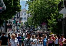 Οι μισθοί δεν γύρισαν ποτέ στο 2009: Η αγοραστική δύναμη παραμένει κατά 31% χαμηλότερη