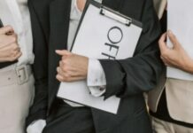 Επίδομα αδείας 2026: Πότε πληρώνεται και ποιοι εργαζόμενοι το δικαιούνται