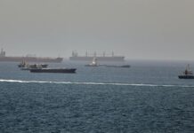 ΗΠΑ και Ιράν ένα βήμα πριν από τη συμφωνία που μπορεί να αλλάξει τα πάντα στα Στενά του Ορμούζ