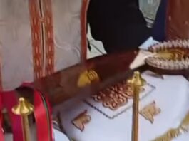 Η Κατάνυξη του Δεκαπενταύγουστου στην Άνω Πόλη: Ο Επιτάφιος και τα Εγκώμια της Παναγίας