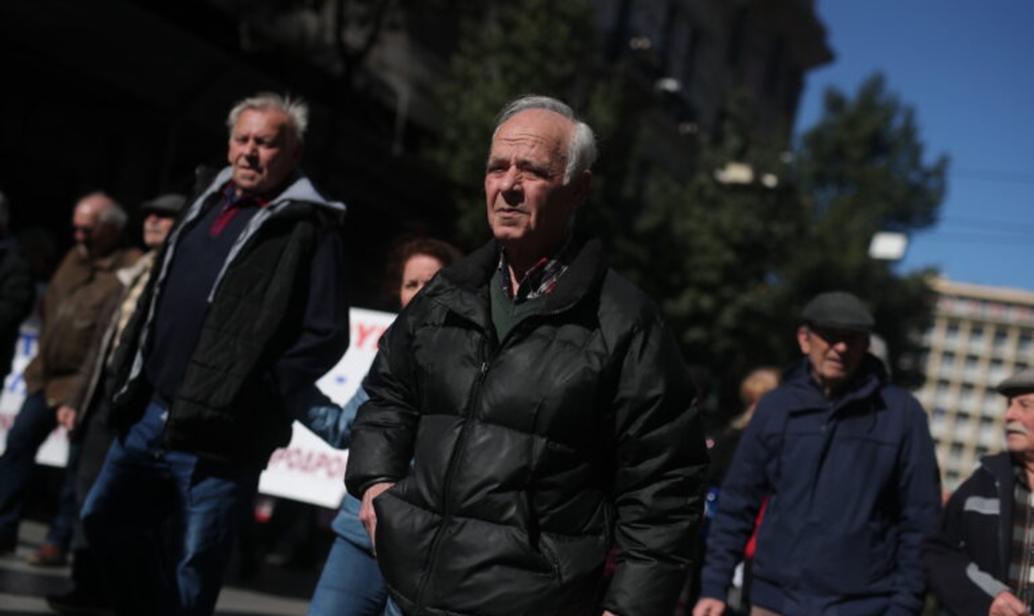 Ανατροπή με τις συντάξεις Νοεμβρίου 2026: Πότε μπαίνουν τα χρήματα στα ΑΤΜ λόγω της 28ης Οκτωβρίου