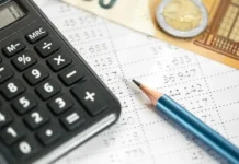 Ανάσα για εκατομμύρια οφειλέτες: Έρχεται στα μέσα Νοεμβρίου η νέα ρύθμιση των 120 δόσεων για χρέη προς το Δημόσιο